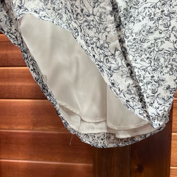 COPY - Black floral H&M Dress - Picture 7 of 7